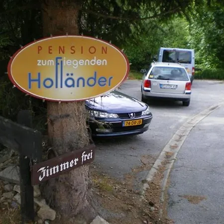 Zum Fliegenden Hollander 즈위젤