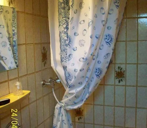 Zum Fliegenden Hollander 2*